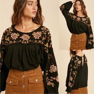 NWT In Loom top Embroidered Floral Long Sleeve pull over L XL *Needs repair